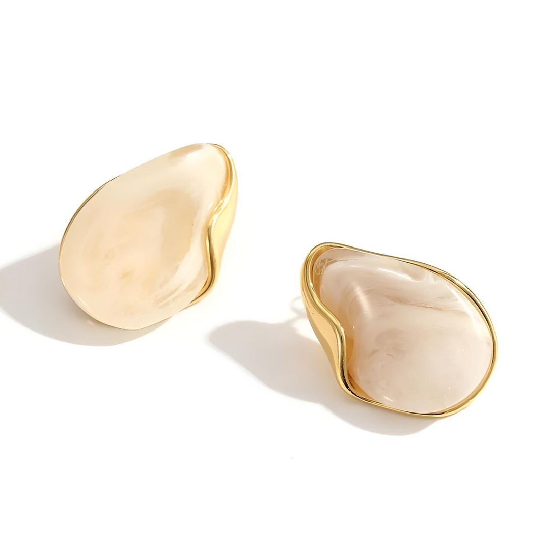 Uhani Pearl Wave