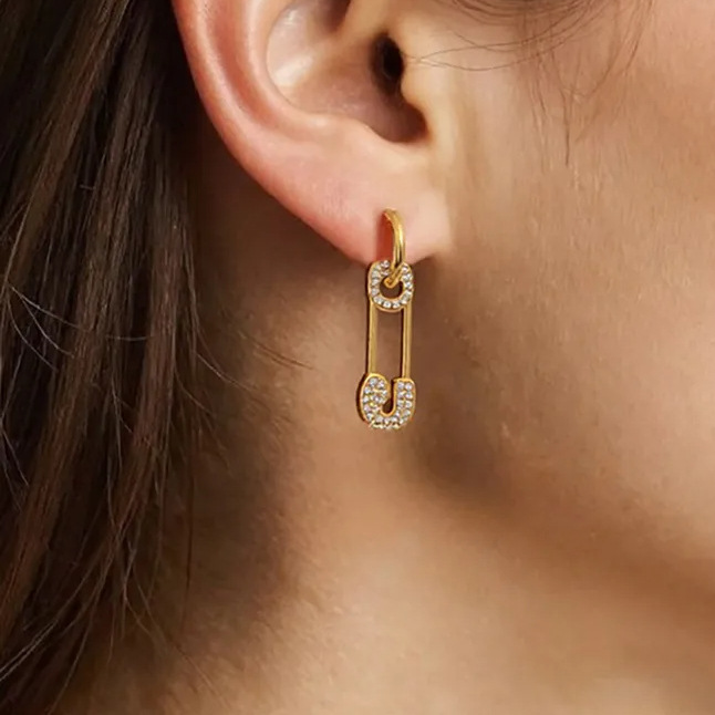 Uhani Safety Pin