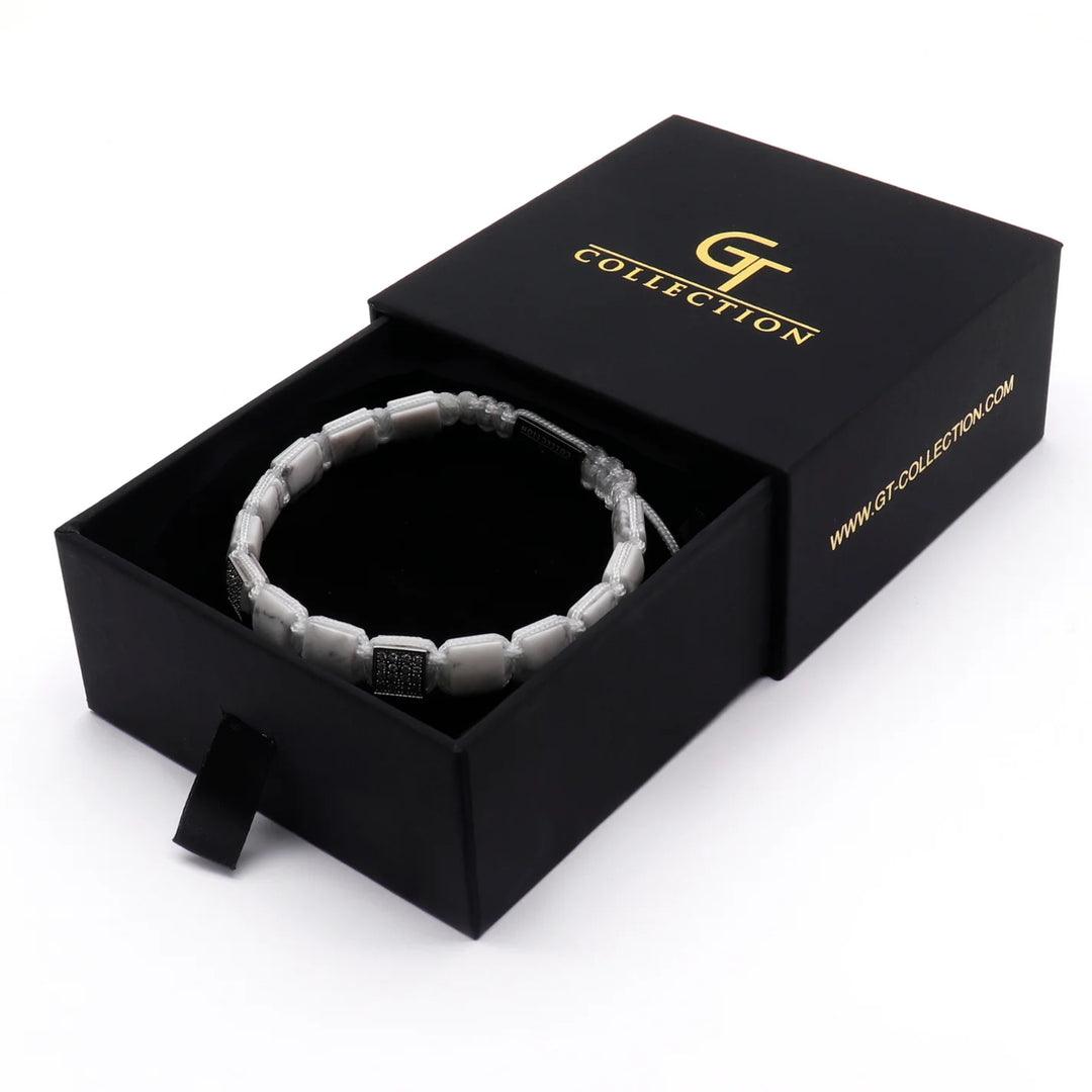 GT collection - moška zapestnica iz plošatih perl hovlita