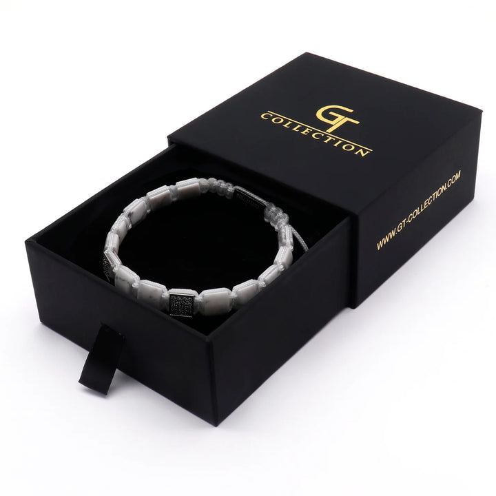GT collection - moška zapestnica iz plošatih perl hovlita
